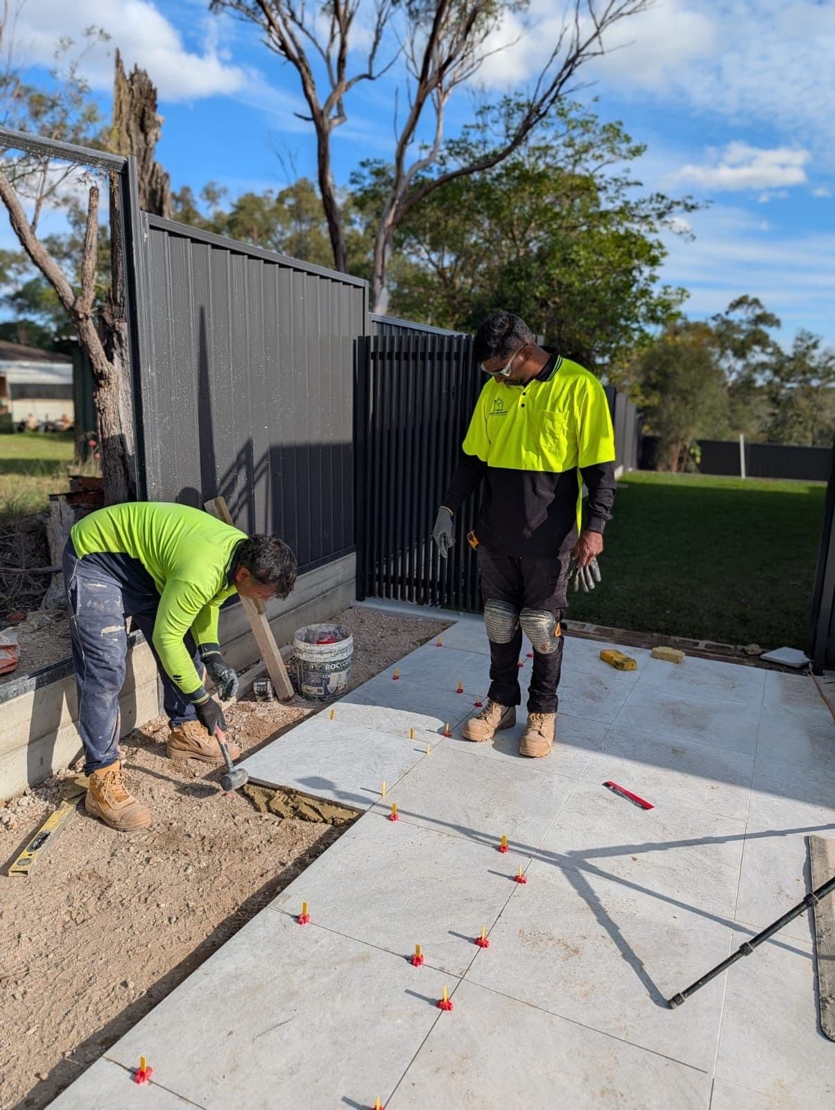 The Best Pavers for Driveways: Thickness, Pattern and Material Explained